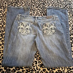 Earl Jeans Light Wash Boot Cut Distressed Rhinestone Embellished Pockets Size 7